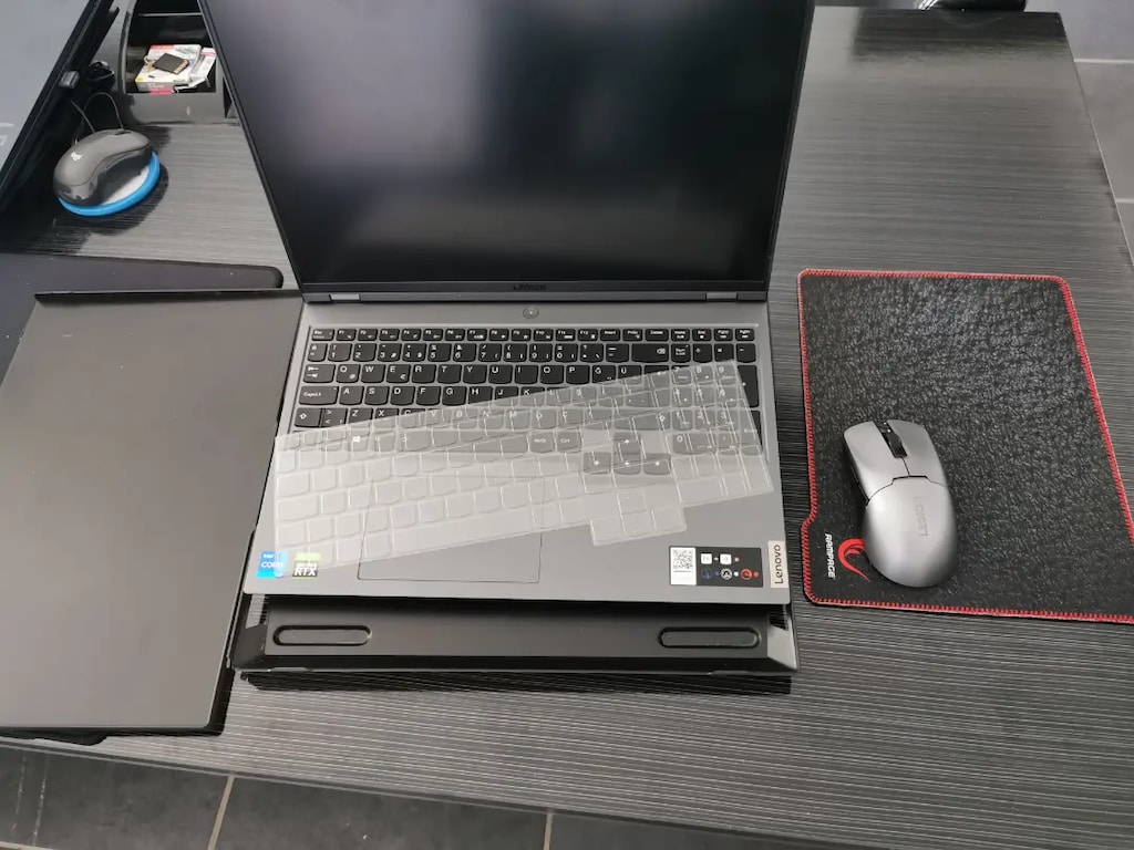 LENOVO LEGİON 5 PRO 2T+16GB SIFIR GİBİ OYUN/İŞ LAPTOPU - 9