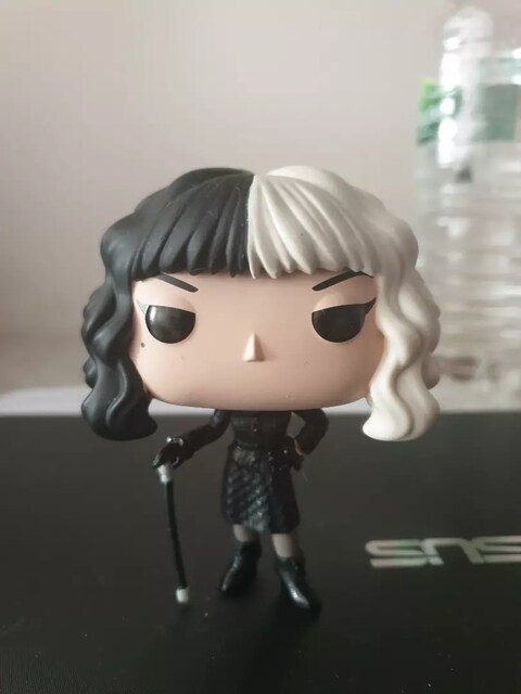 Emma Stone s Cruella Funko Pop Figürü