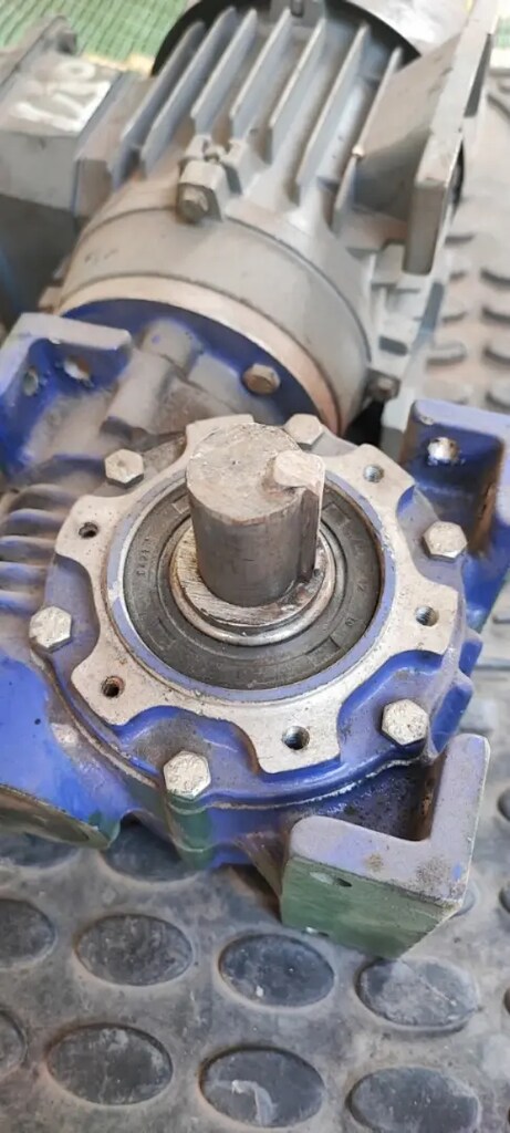 REDÜKTÖR 220 EV ELEKTRİKLİ KÖMÜRLÜ STOKERLİ KALORİFER KAZANLAR İÇİN - 8
