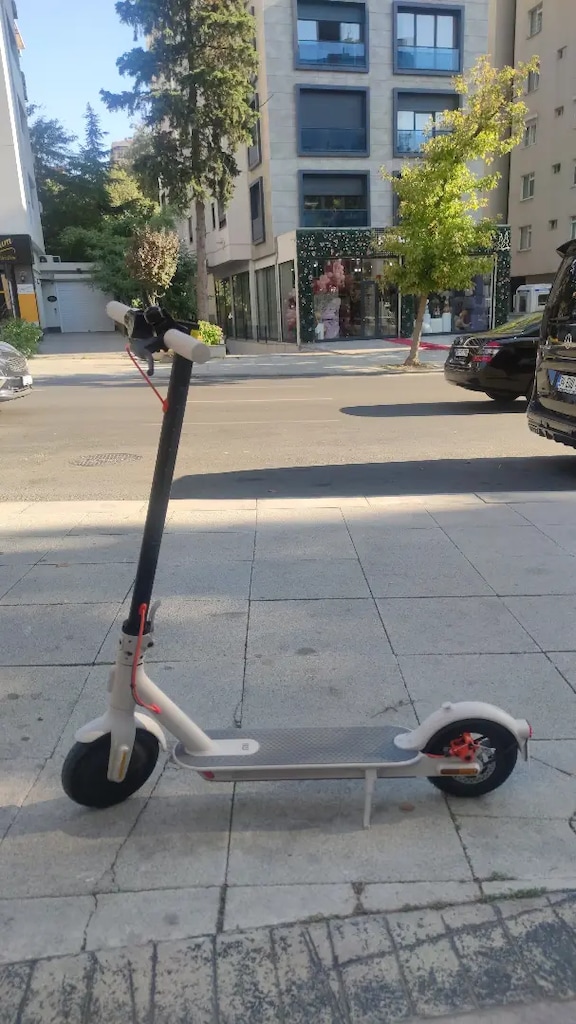 Xiaomi Mi Elektric Scooter 3
