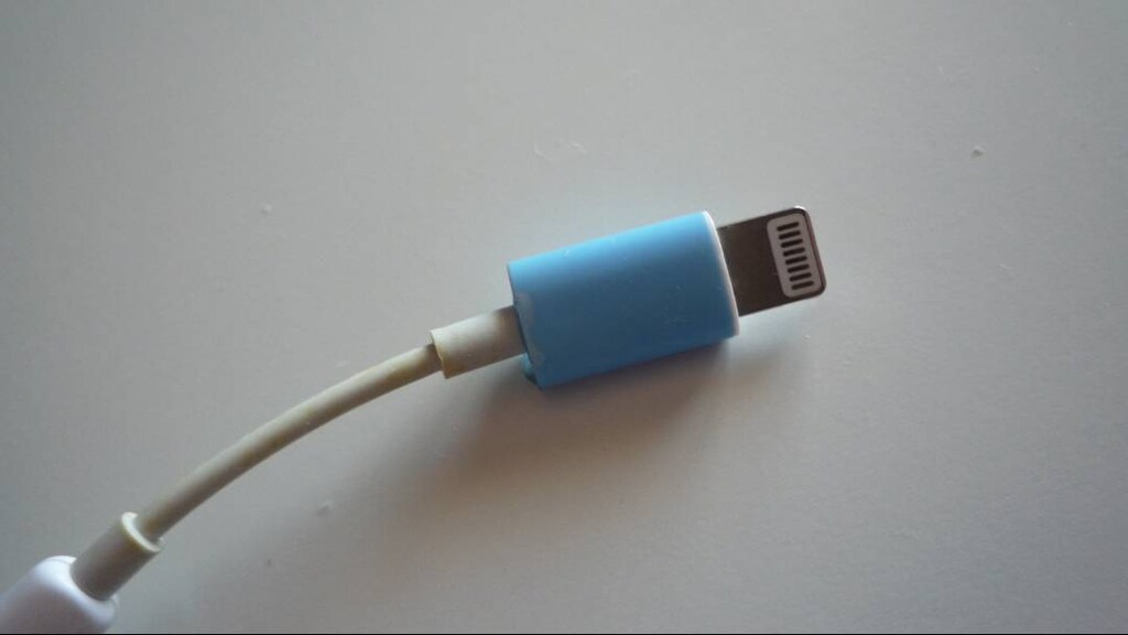 Apple iPhone Mikrofo Lightning 3.5mm Jack Kulaklık Adaptörü Mikrofonlu - 3