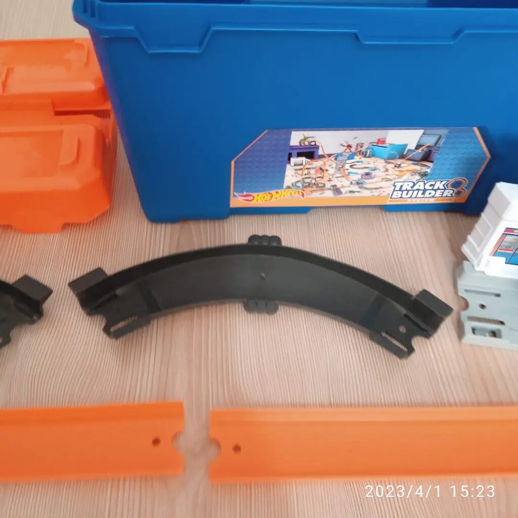 Hot Wheels - 12