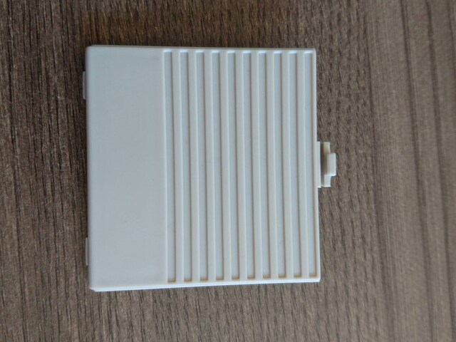 Nintendo Game Boy DMG Sıfır Pil Kapağı