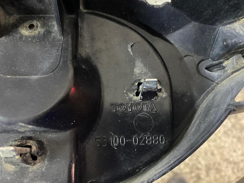TOYOTA AURİS ÖN PANJUR MAKYAJLI KASA - 4