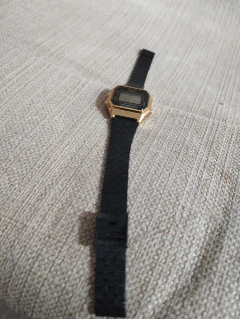 Casio saat - 5