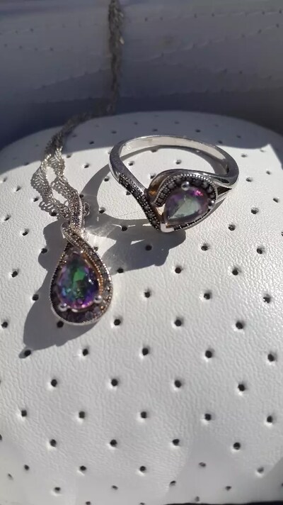 Swarovski taşlı kolye ve yüzük seti gümüş