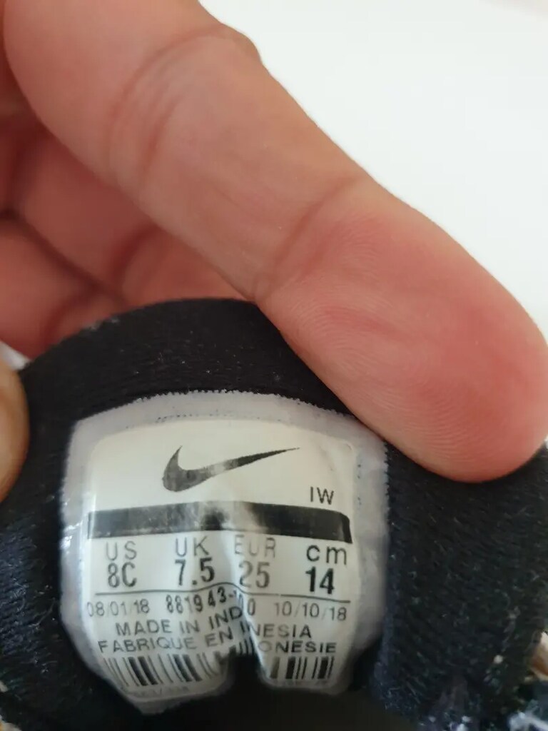 Nike spor ayakkabı tertemiz sağlam 25 numara - 5