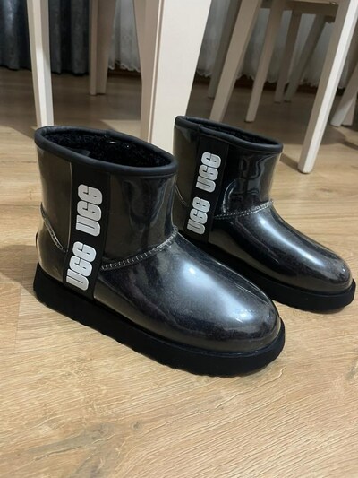 Ugg bot