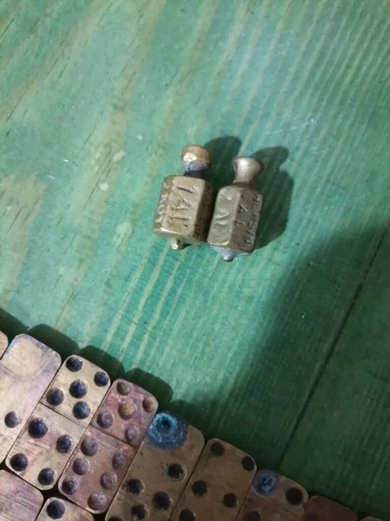 Pirinç domino taşı kumar topacı - 2