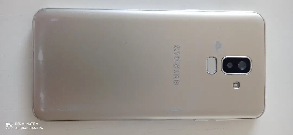 Samsung J8 model cep telefonu - 4