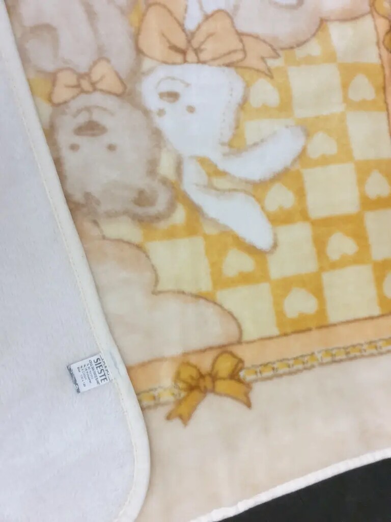 100x120 cm boyutlarında krem ve sari renkli ayıcıklı bebe battaniye. - 3
