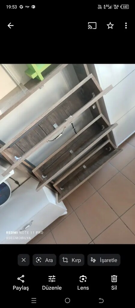 Ayakkabılık - 2