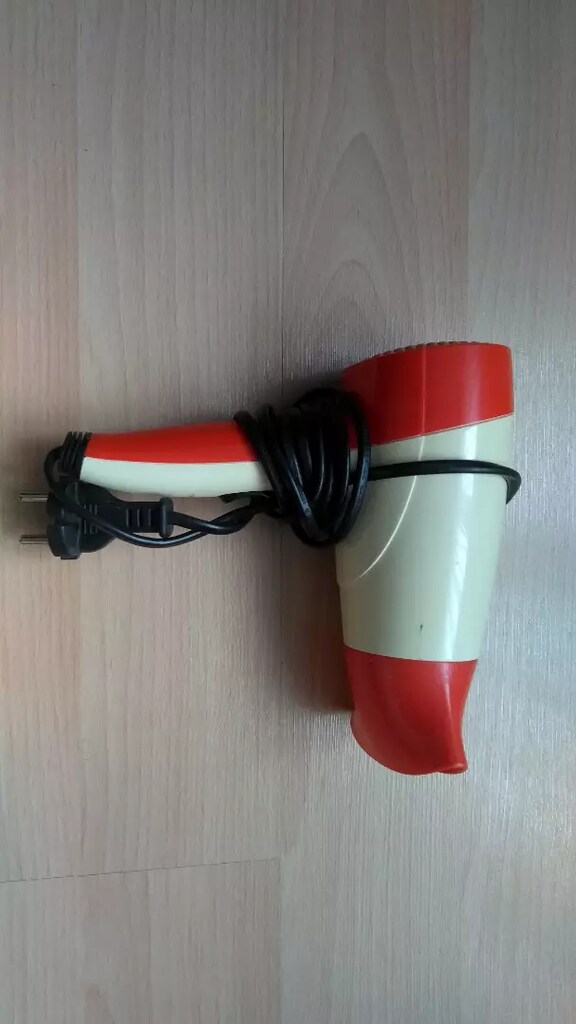 Saç kurutma makinesi - 3