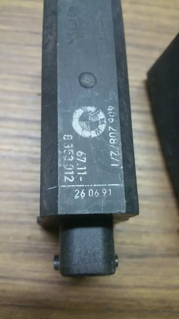 BMW ÖN ARKA KİLİT AKTÜATÖR E36 E34 M3 Z3 - 4