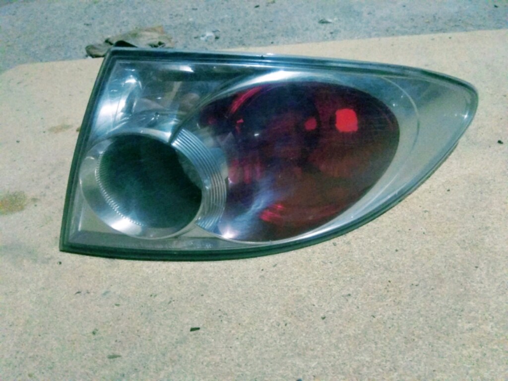 Mazda 6 sedan sağ stop . Orijinal çıkma parça - 2