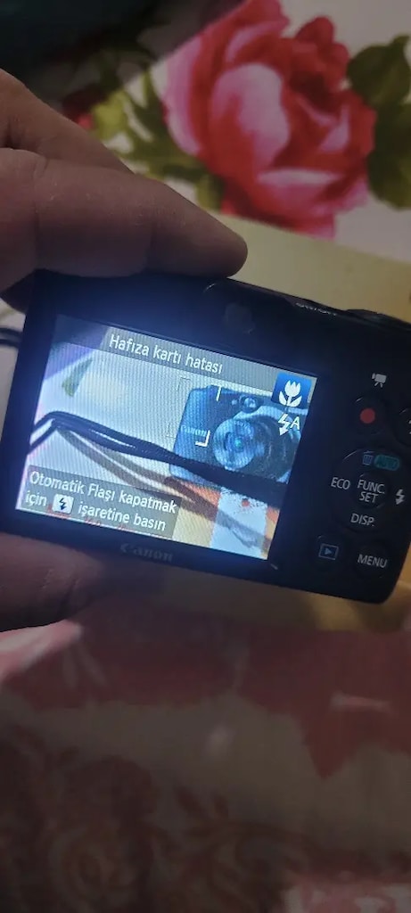 Dijital fotoğraf makinesi - 2