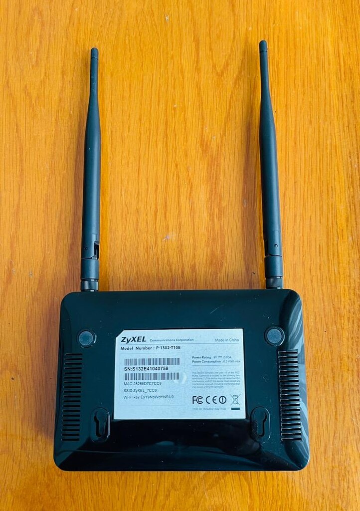 ZyXEL P-1302-T10B Adsl/2 Modem - 2
