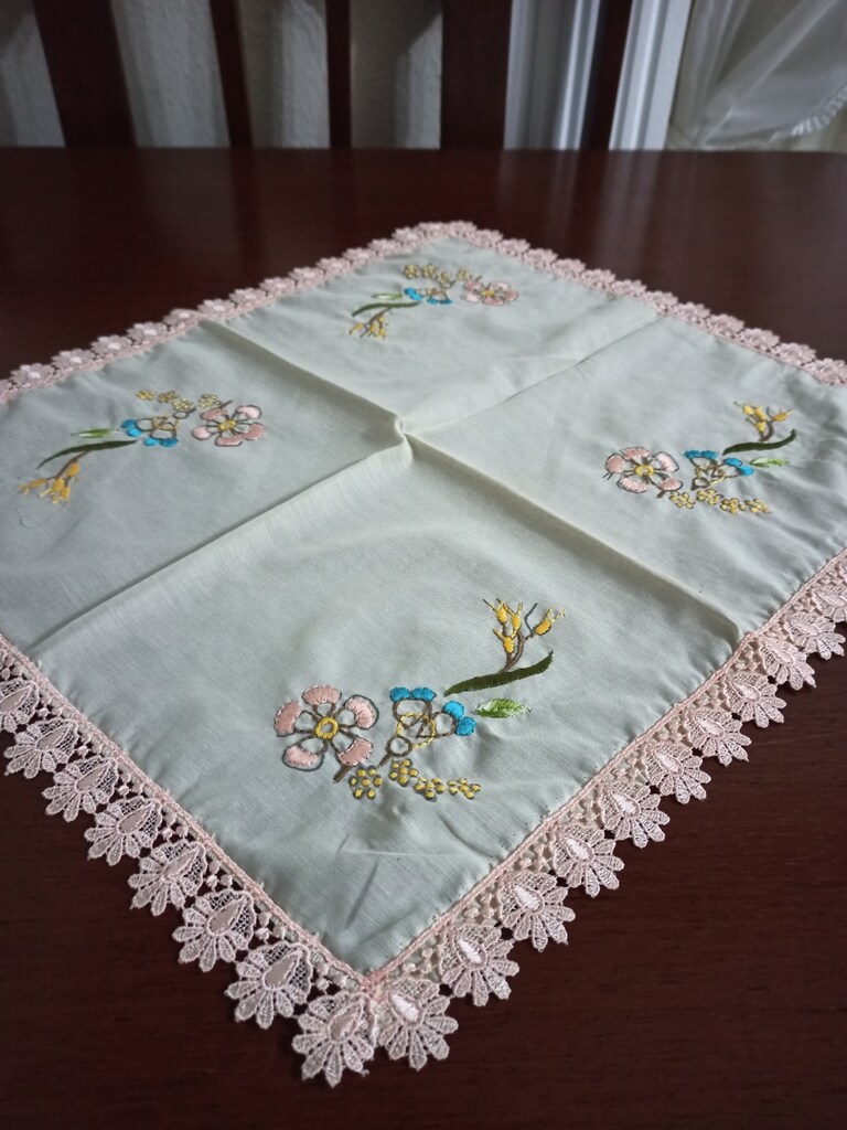 Piko işi masa sehpa örtüsü - 8