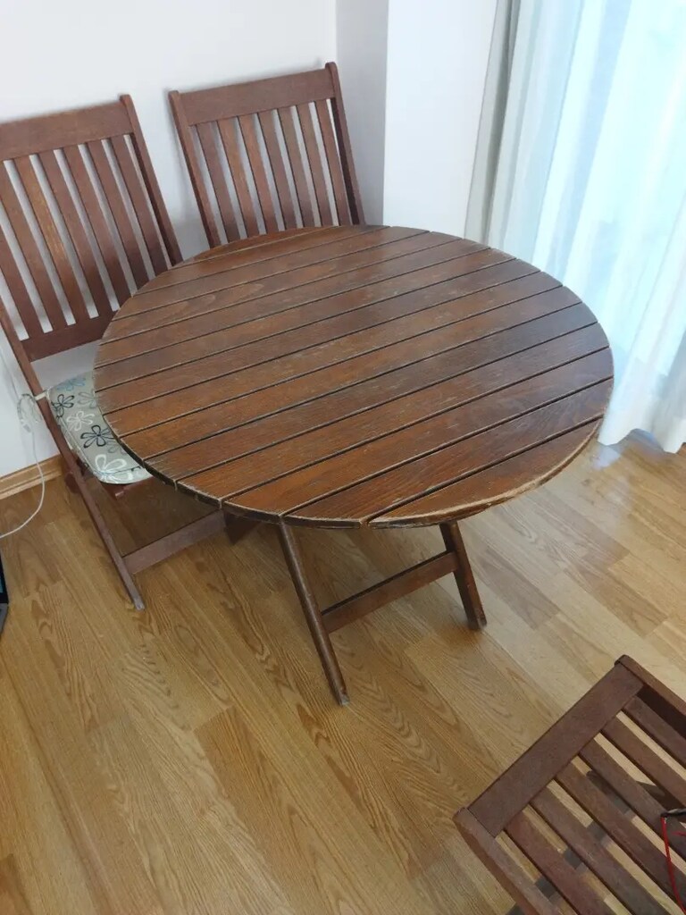 Winchester Collection yuvarlak masa ve sandalye