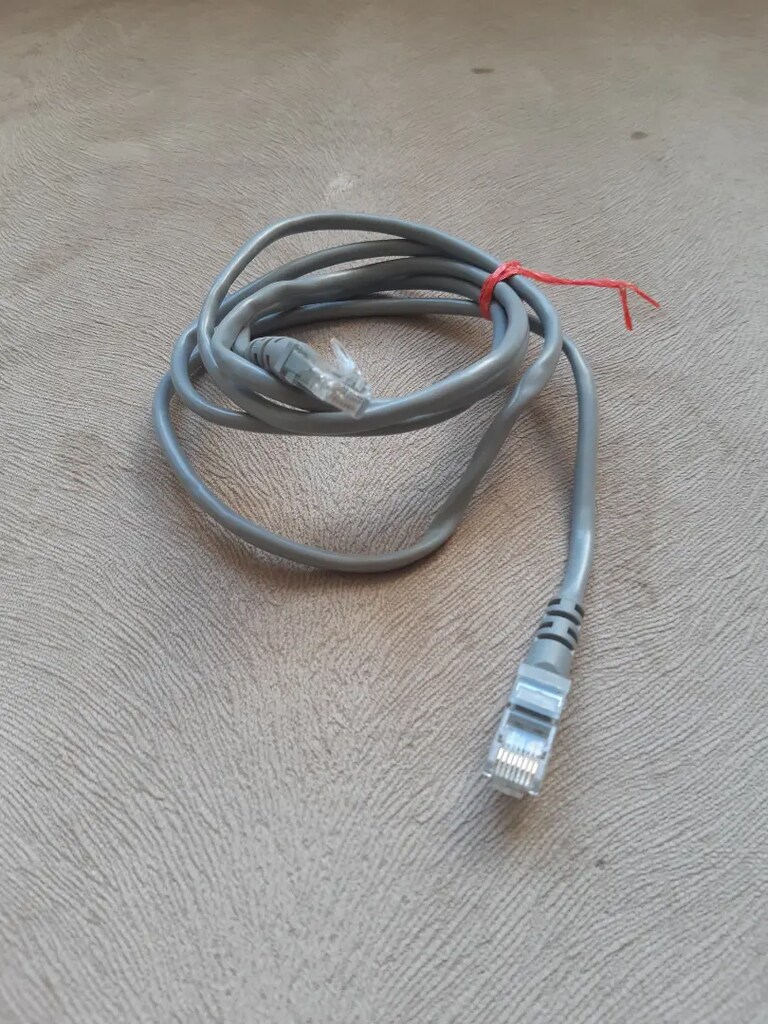 Modem wifi kablo elimde 5 adet var tanesi 250 TL - 5