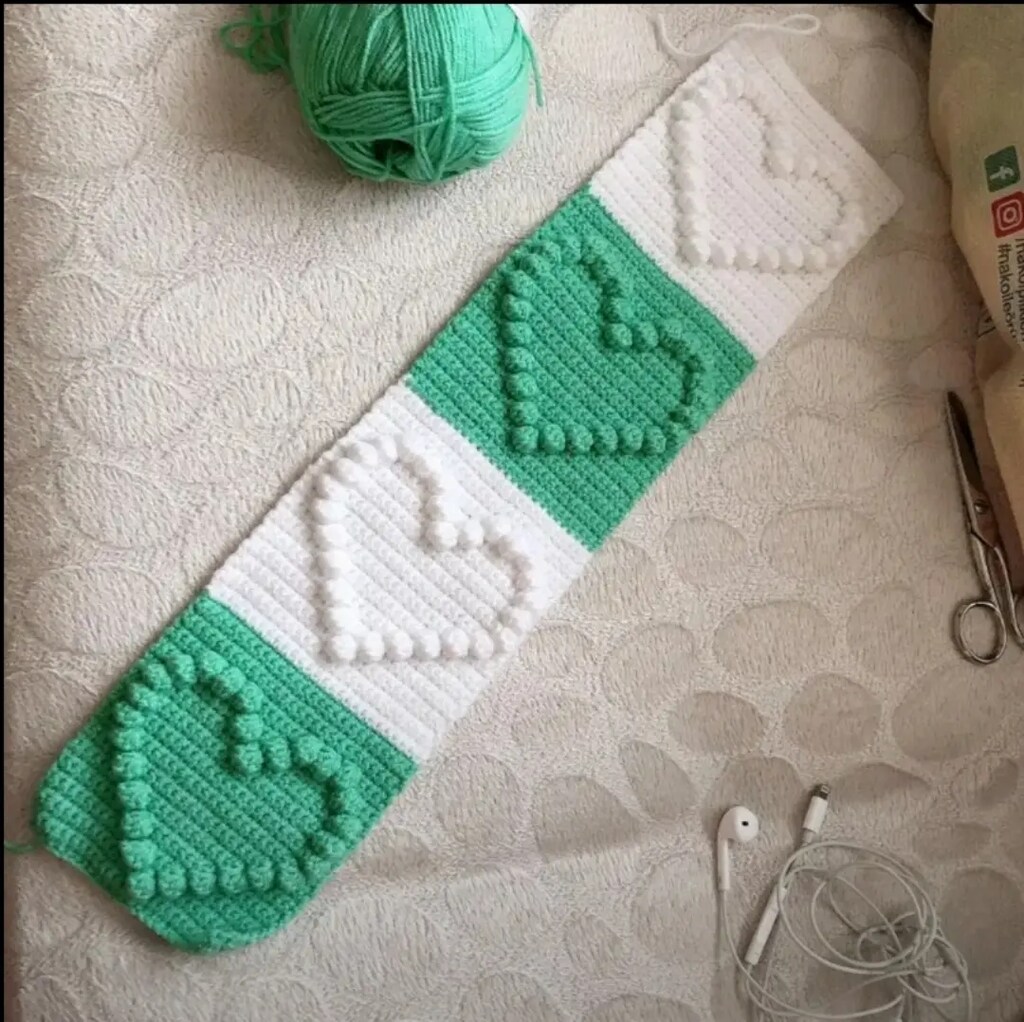 El emeği kalpli bebek battaniyesi - 3