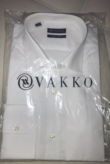 VAKKO 42 (L) beden orjinal erkek beyaz renk sıfır gömlek
