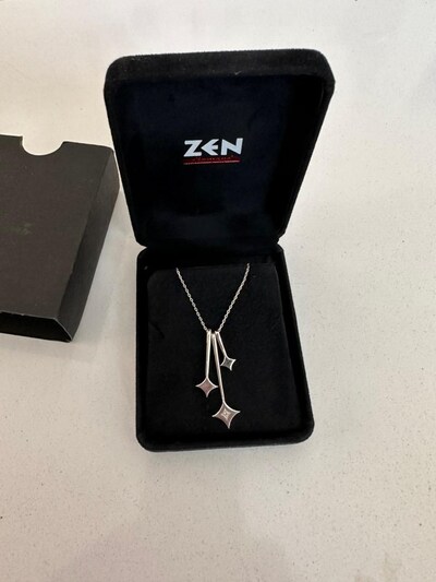 Zen Pırlanta 0,02 Karat Pırlantalı 925 Gümüş Şans Yıldızı Kolye