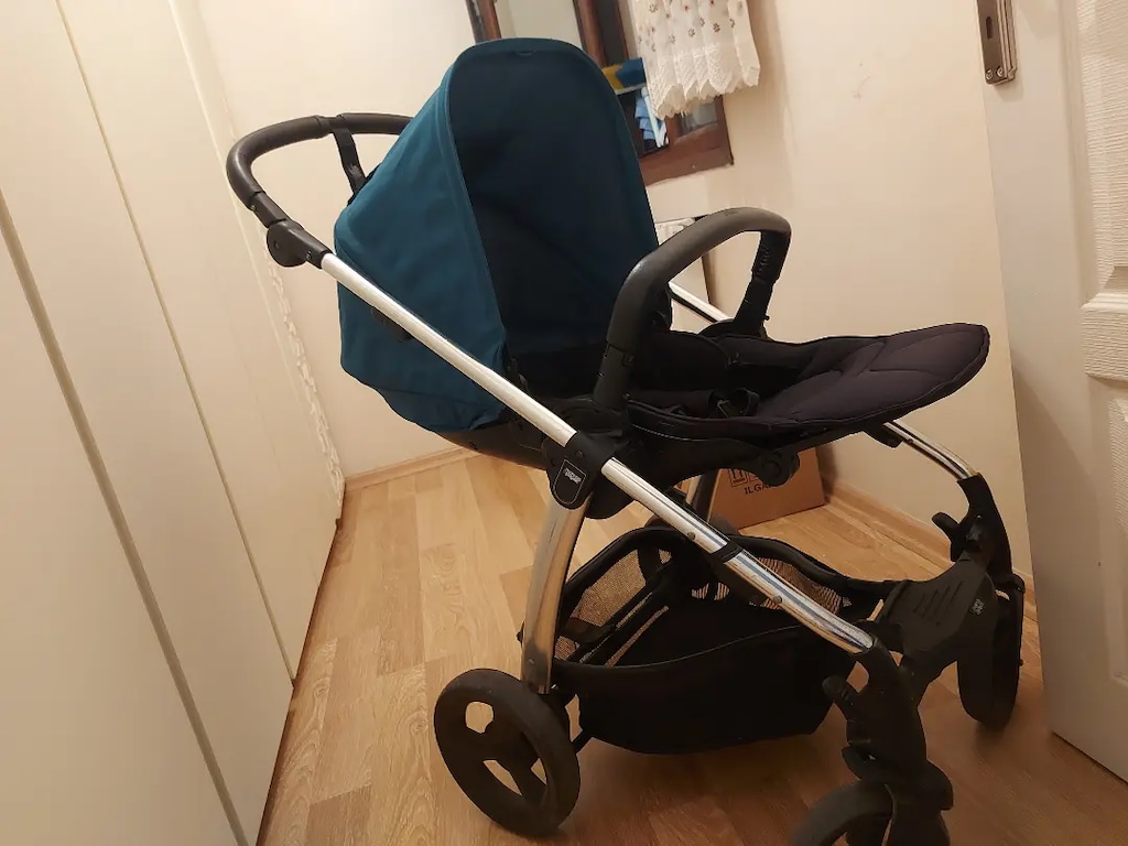 MAMAS PAPAS bebek arabası.