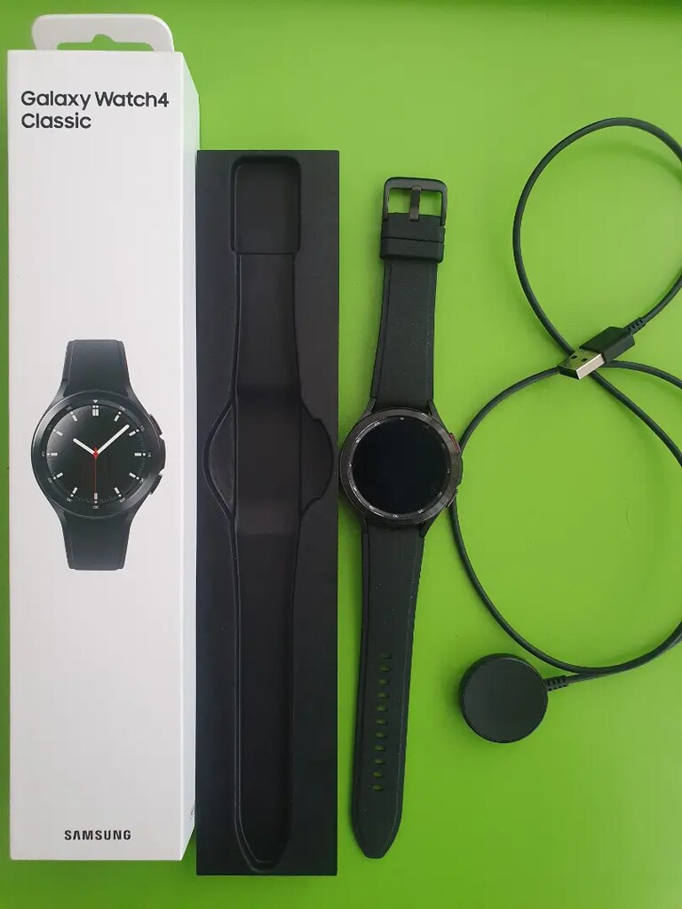 Samsung Galaxy Watch 4 Classic 46MM - 2