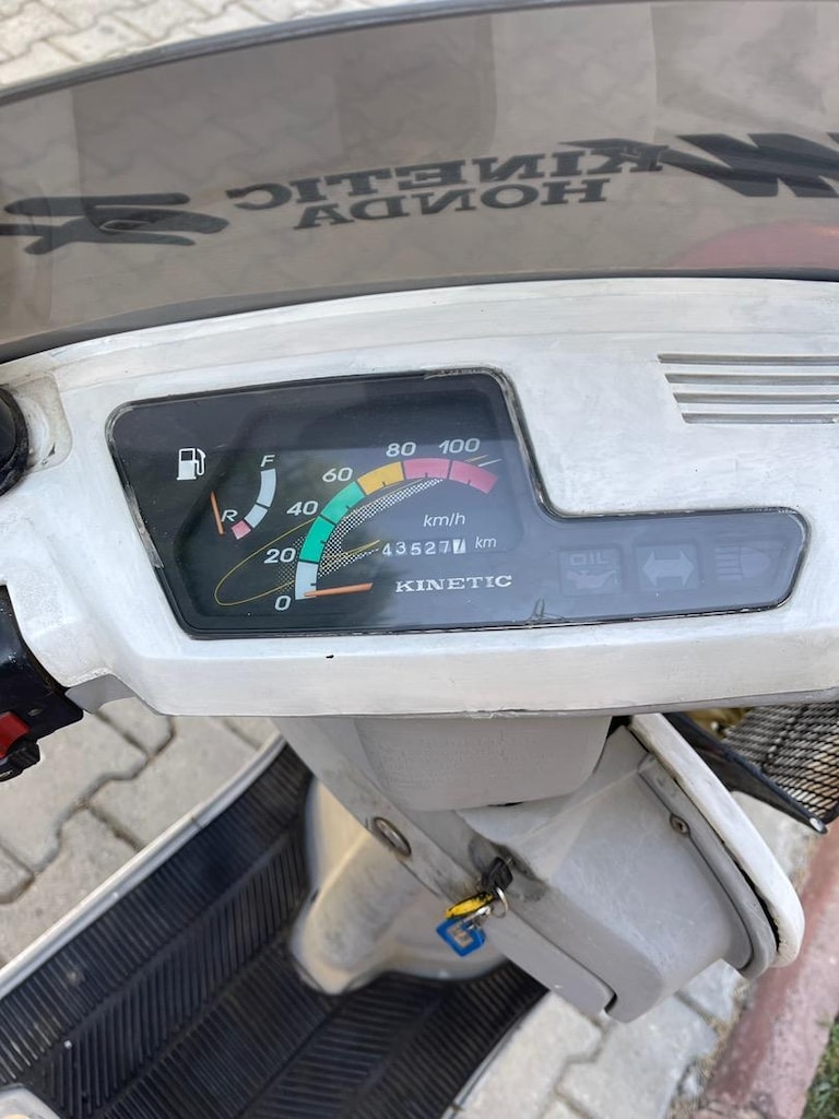 HONDA KİNETİC Kask hediye . Muayenesi 2025 Ağustos ayında yenilendi . - 3