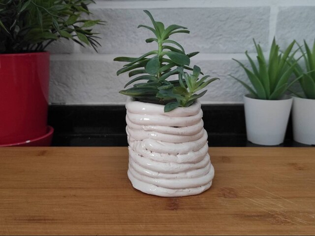 FREE-STYLE EL YAPIMI SERAMİK VAZO 7X7 CM