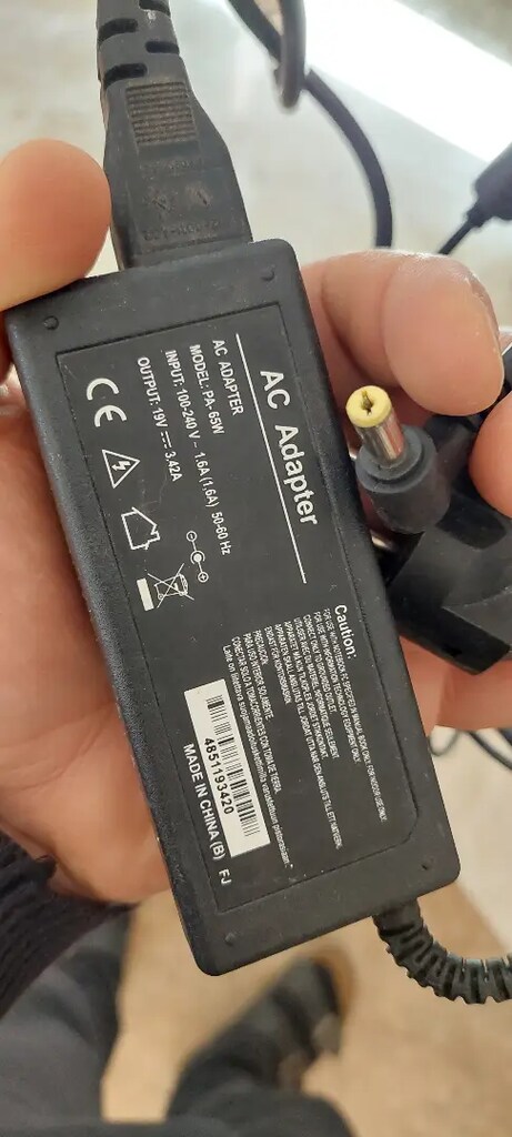 Leptop sarj 19v 3.42a - 3