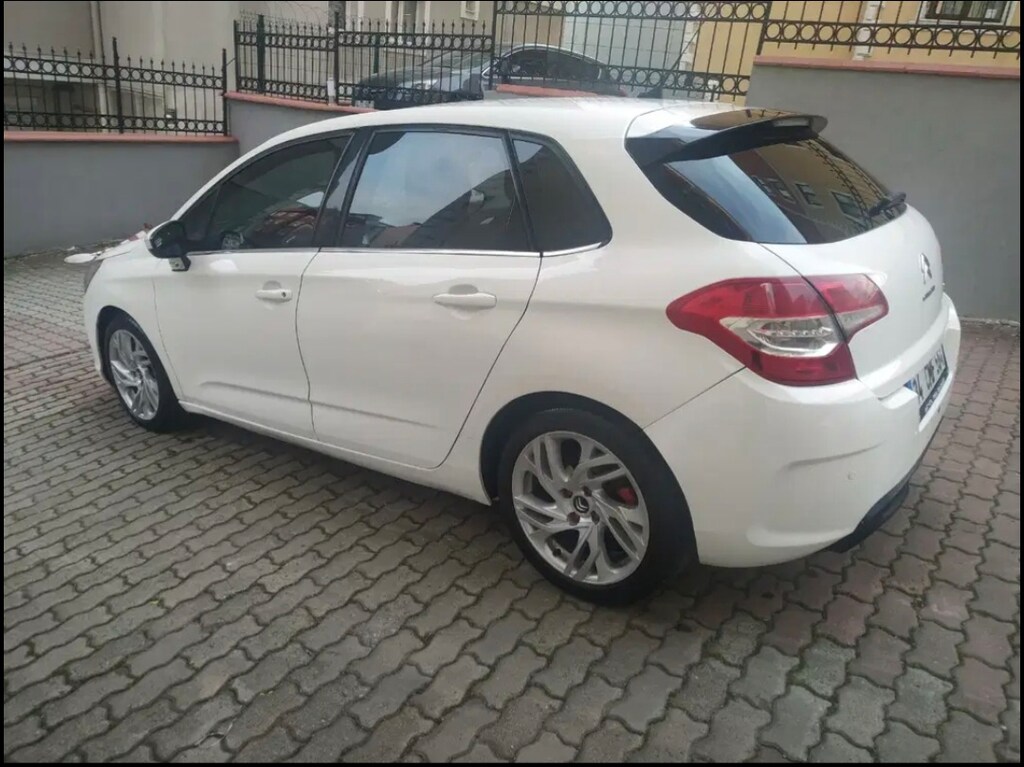Citroen C4