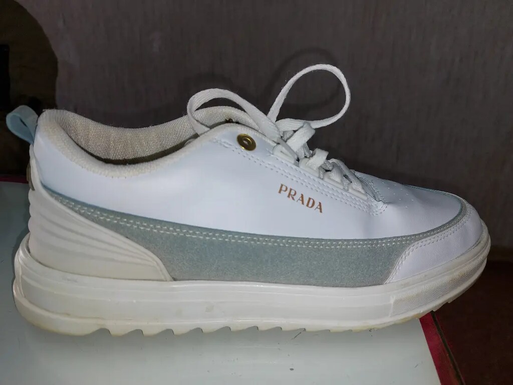 prada erkek spor ayakkabı