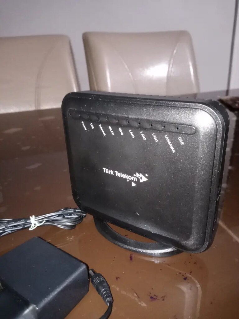 ZYXEL VMG3313 -B10A. VDSL MODEM - 3