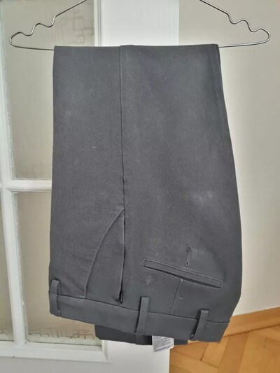 DOCKERS