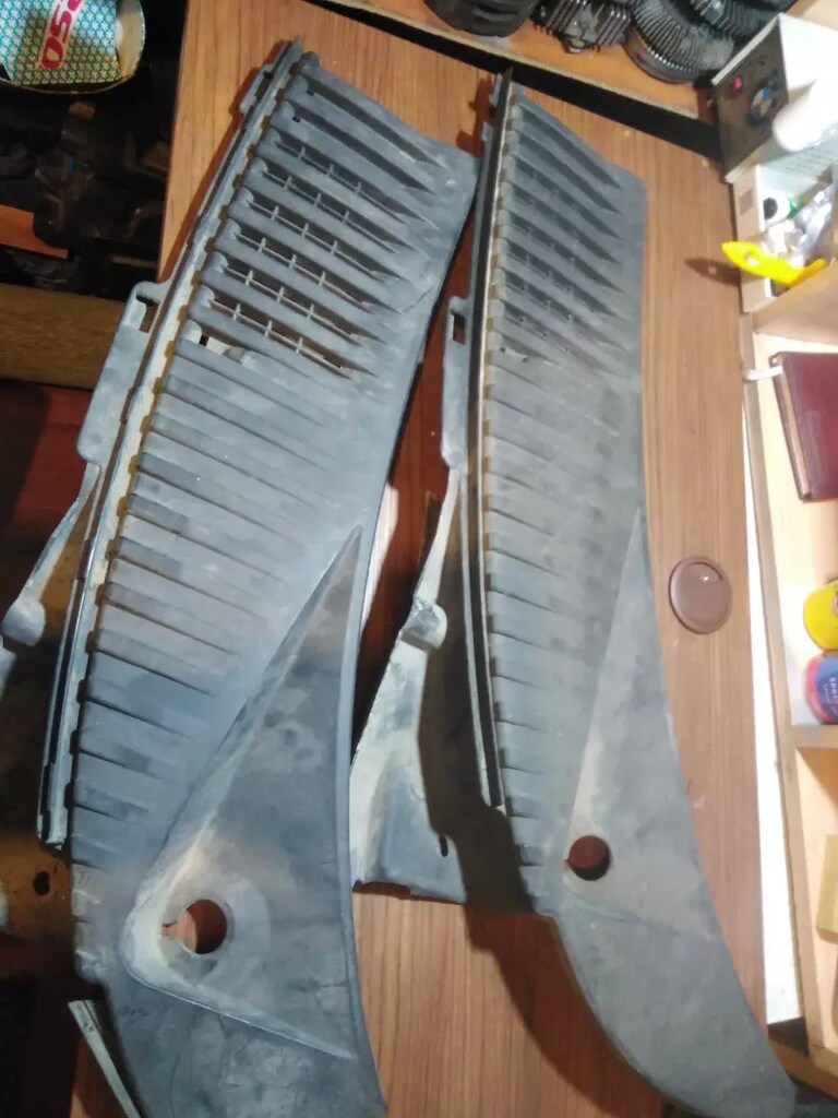 FORD LİNCOLN NAVİGATÖR ÖN CAM ALT IZGARA - 2