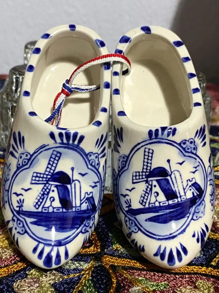 HOLLAND Delft El Boyama Damgalı Porselen Ayakkabı & Çift - 2