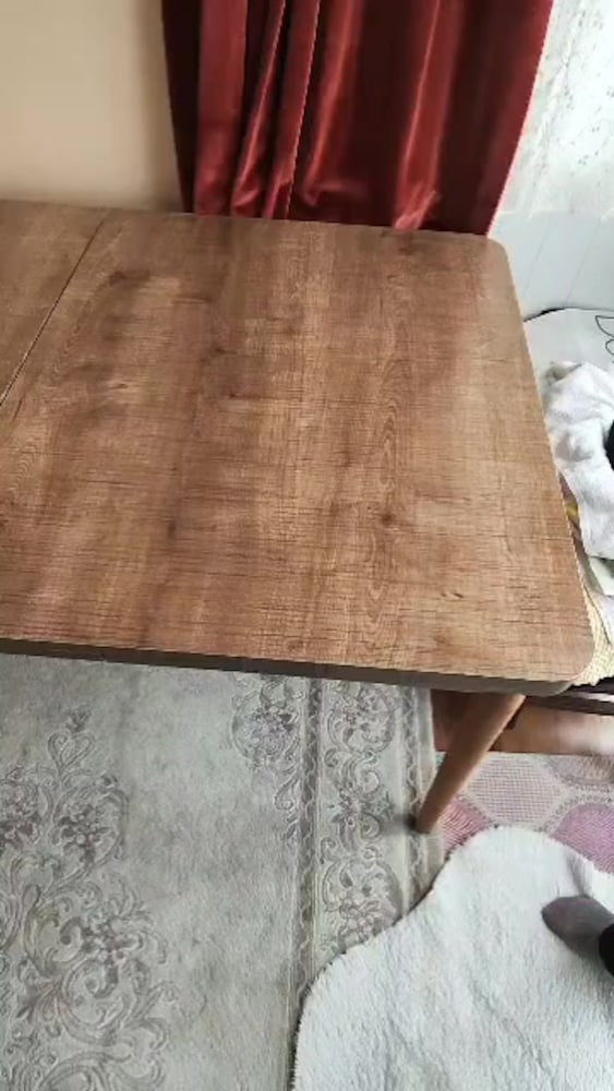 AHŞAP ORTADAN AÇILAN MASA - 2