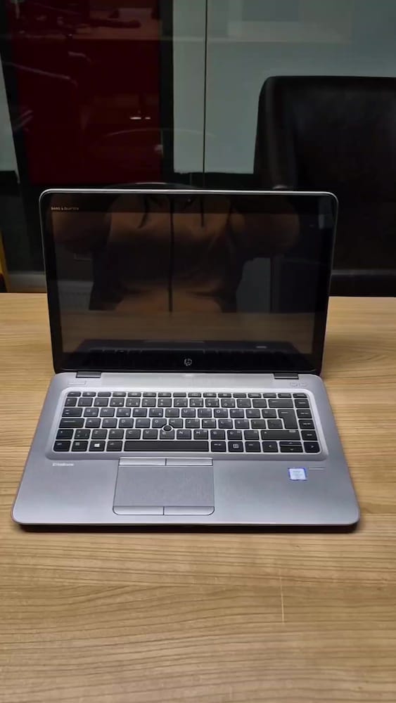 Laptop HP i5 İşlemci Dokunmatik Ekran 256GB SSD 8GB DDR4 Ram Win 11 - 2