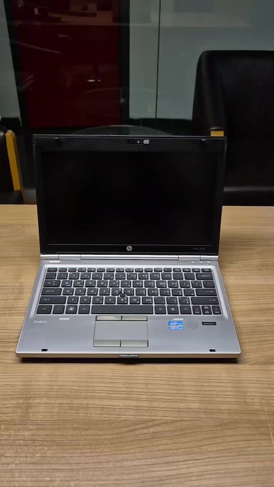 Laptop HP i7 İşlemci 240GB SSD Pili Yeni - 2