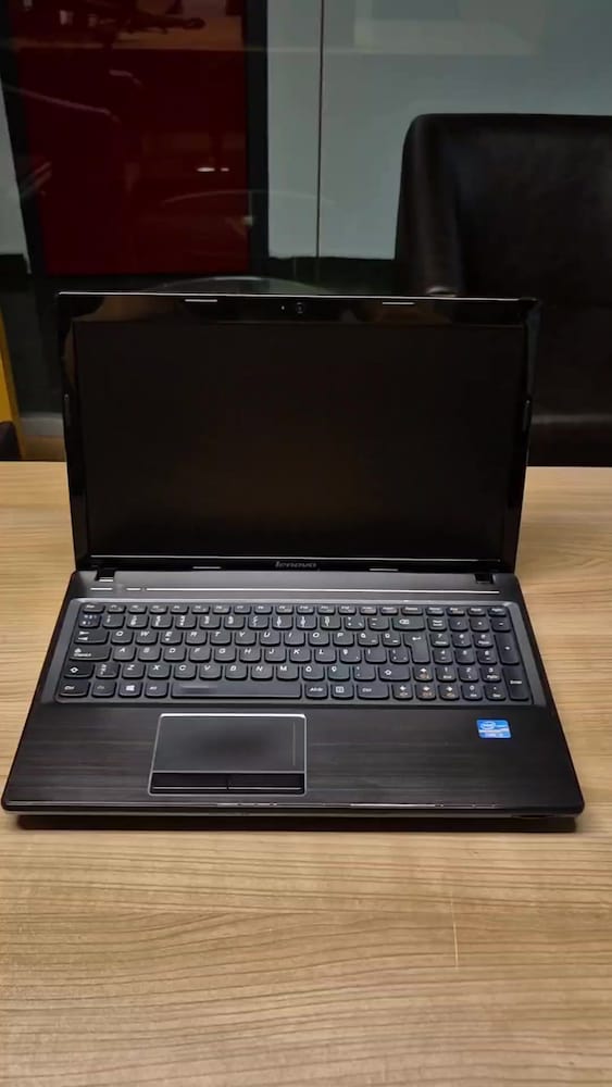 Laptop LENOVO i5 İşlemci 12GB Ram SSD Windows 11 - 2