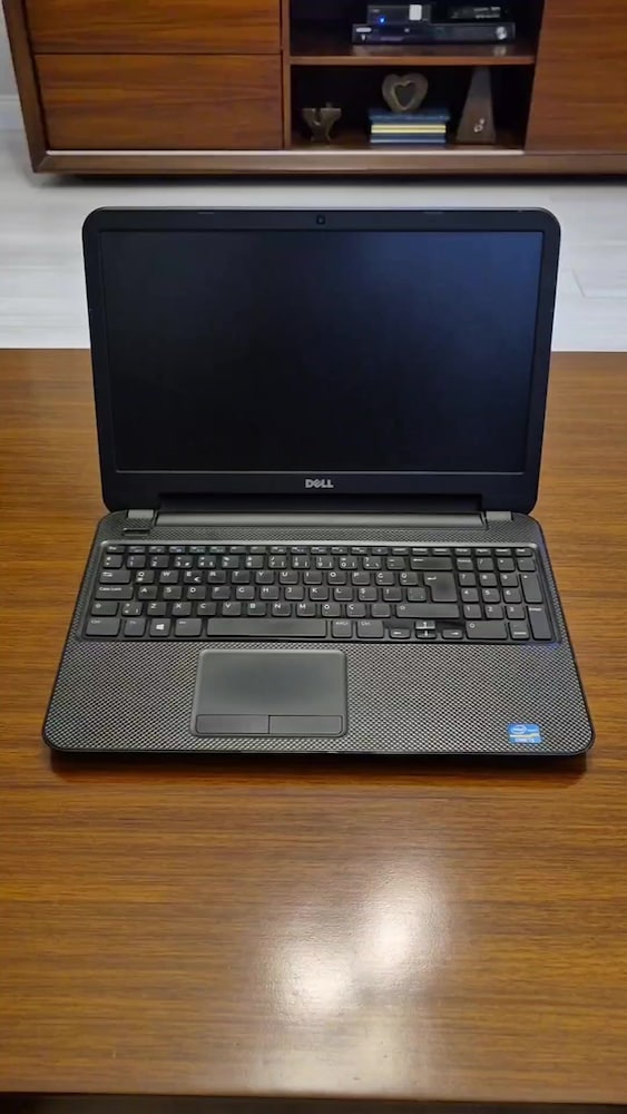 Laptop DELL i3 İşlemci 8GB Ram 220GB SSD Pili Sağlam - 2