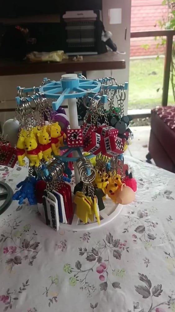 100lü anahtarlık. kargo dahil gönderim - 2