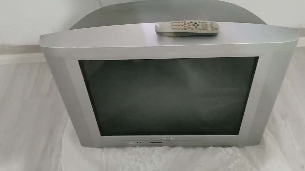 ihtiyacı olana PHILIPS ,55 EKRAN TELEVİZYON (kumandayla beraber) - 2