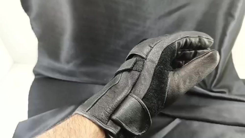 Motorsiklet Eldiveni Deri Kışlık Siyah Renk Carbon - 2