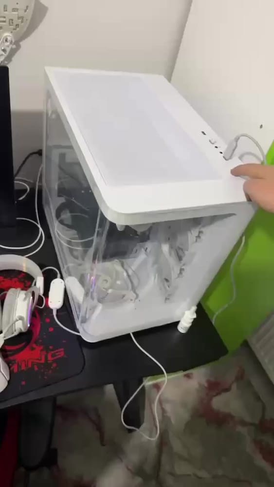 RTX 4070 SUPER Oyuncu Sistemi + XDrive Atak Oyuncu Koltuğu + Masa - 2