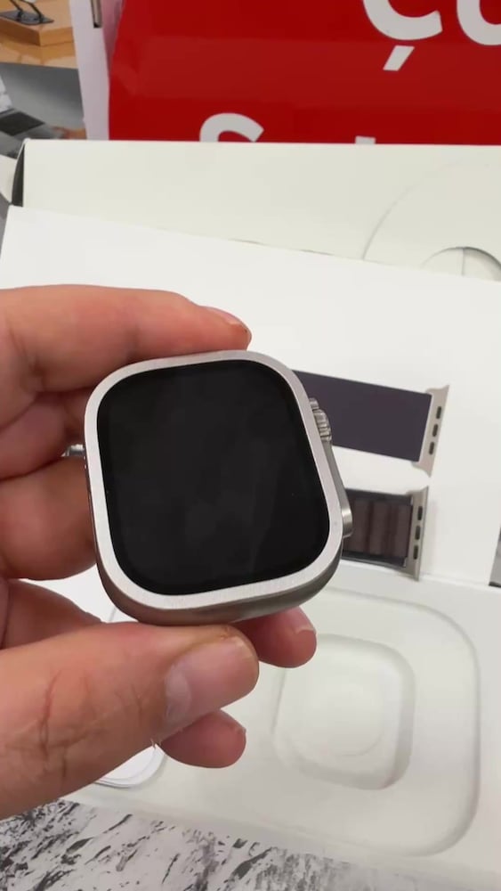 Apple Watch ultra 2 49 mm - 2