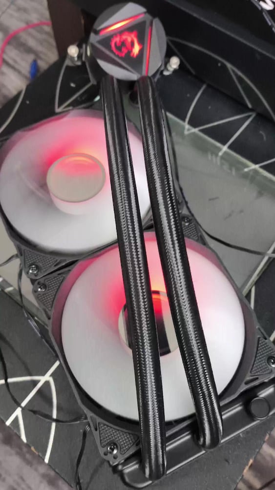 msi MAG coreliquid 240r v2 sıvı sogutucu - 2