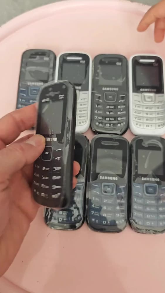 Samsung tuşlu telefon kayıtlı orjinal cihaz - 2